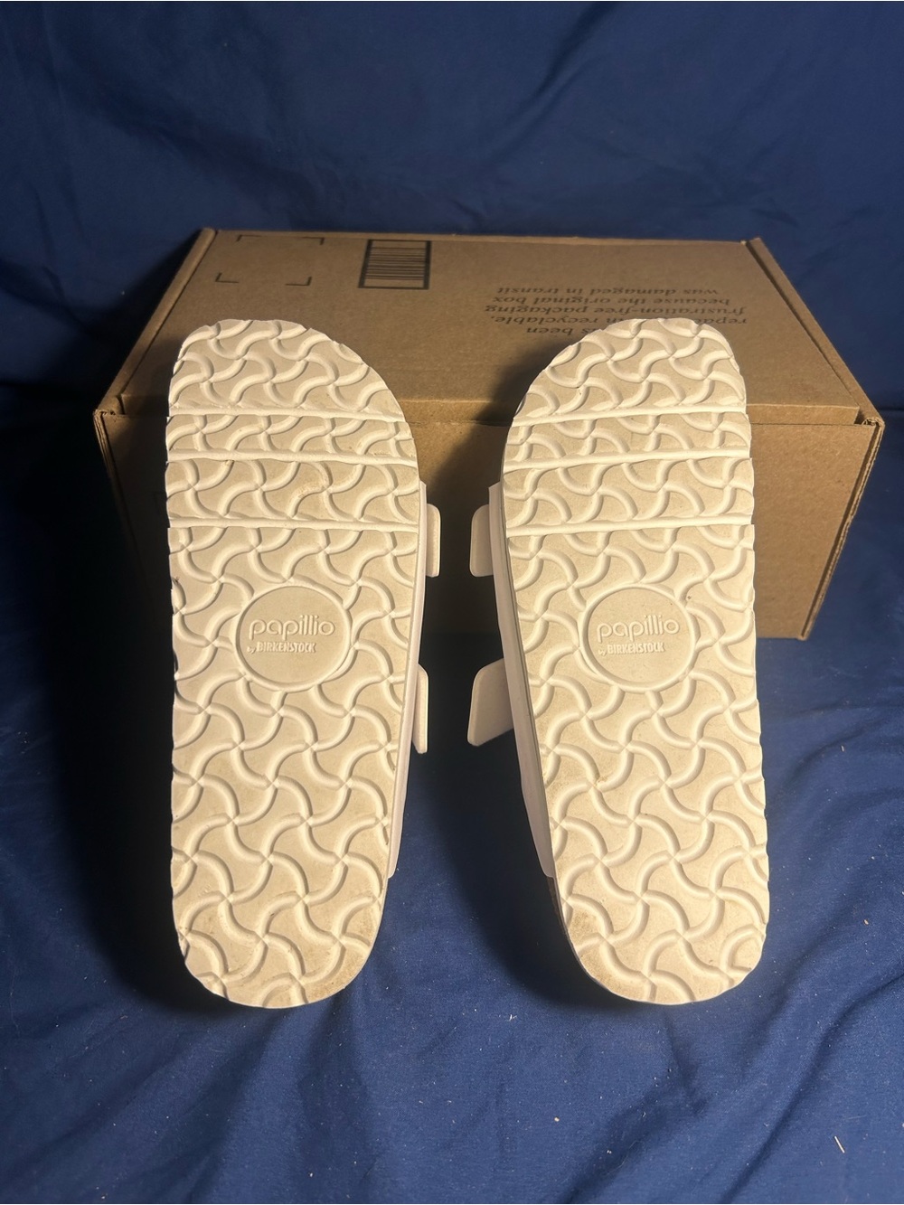 Papillio- Arizona vegan, white, 8 women QS - Picture 4 of 5